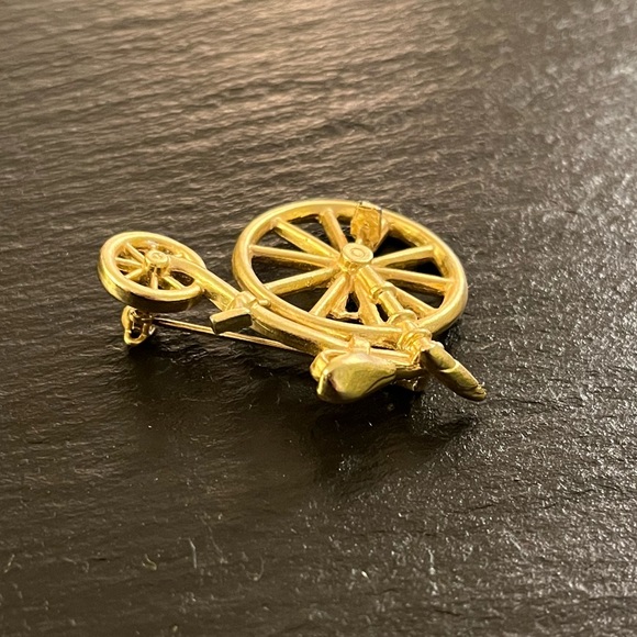 Vintage Bicycle Goldtone Pin Brooch - Picture 7 of 9